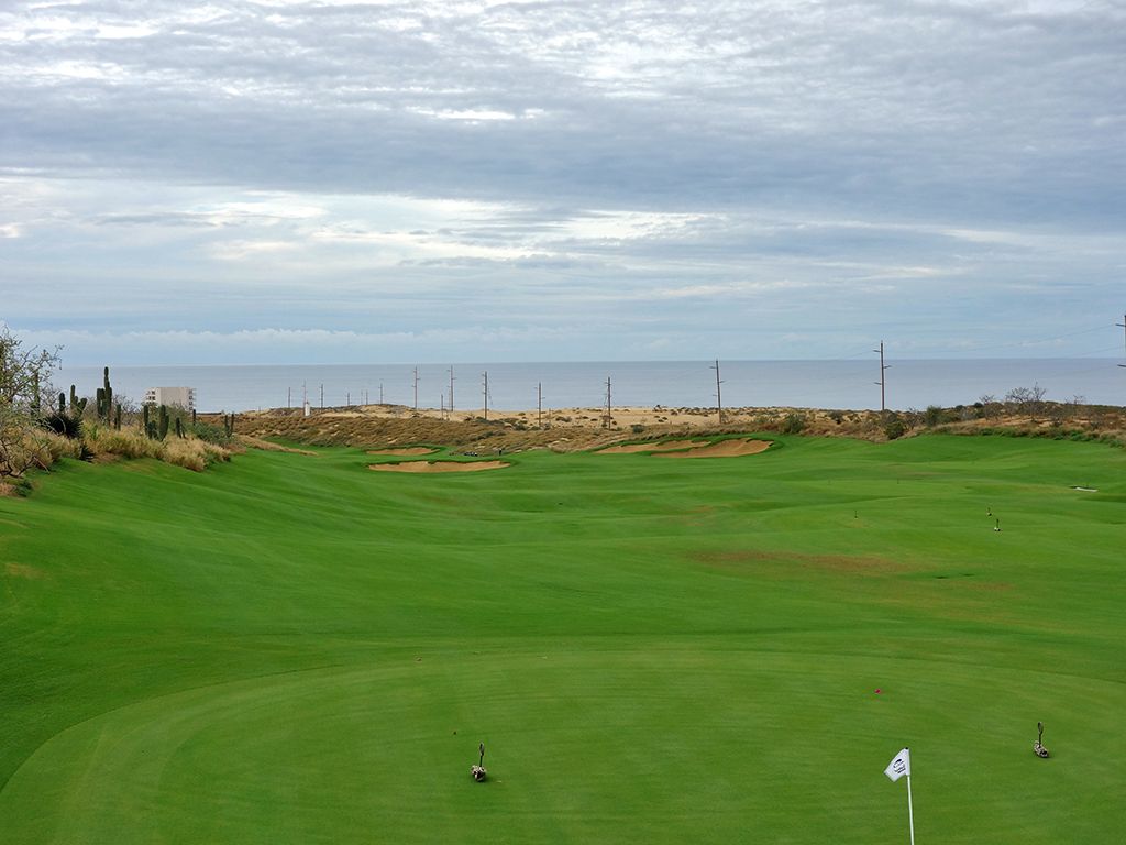 The opening tee box is shared with the putting green at El Cardonal